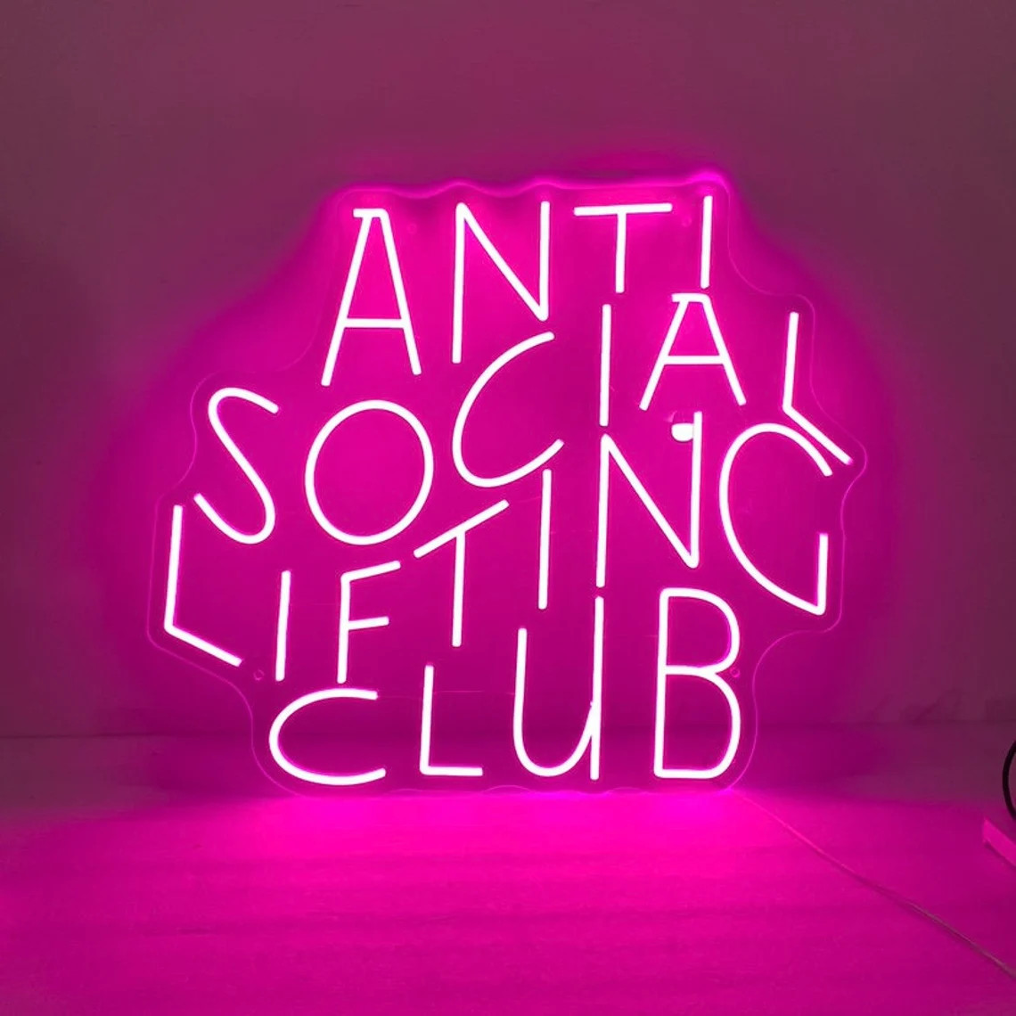 علامة نيون مضادة للرفع الاجتما - مراجعة Home Gym Neon Sign وسعره